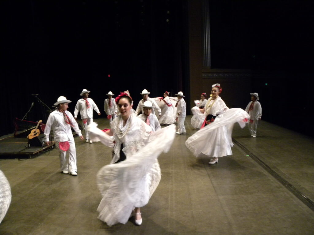 ustica Inc – Ballet Folklorico de Topeka