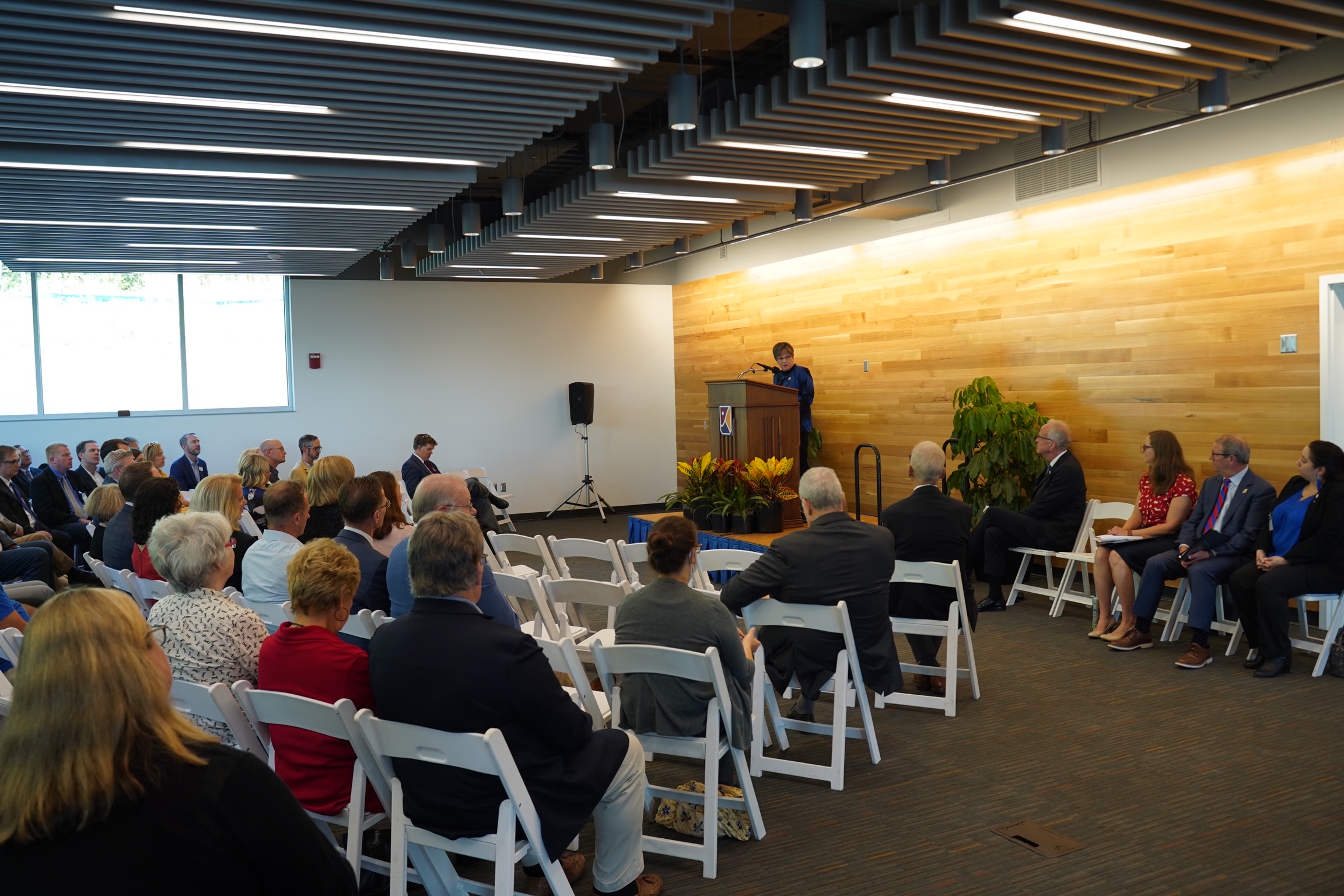 Governor Laura Kelly Celebrates Phase III Expansion Facility at the KU Innovation Park