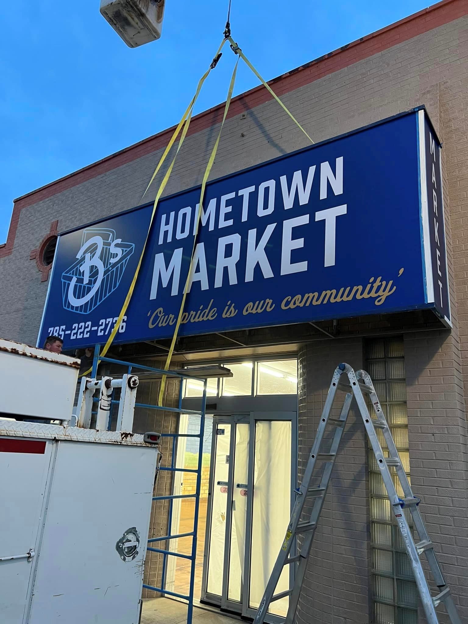 La Crosse Celebrates the Grand Re-Opening of its Grocery Store with State and Local Support