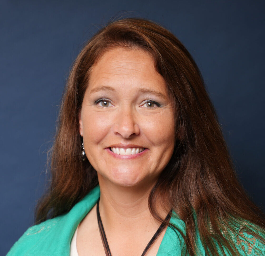 Angela Nordhus