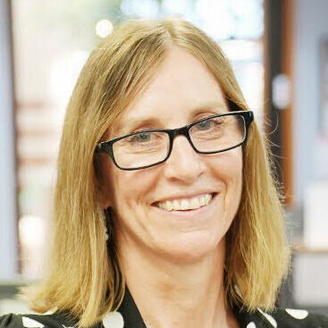 Shelly Thompson