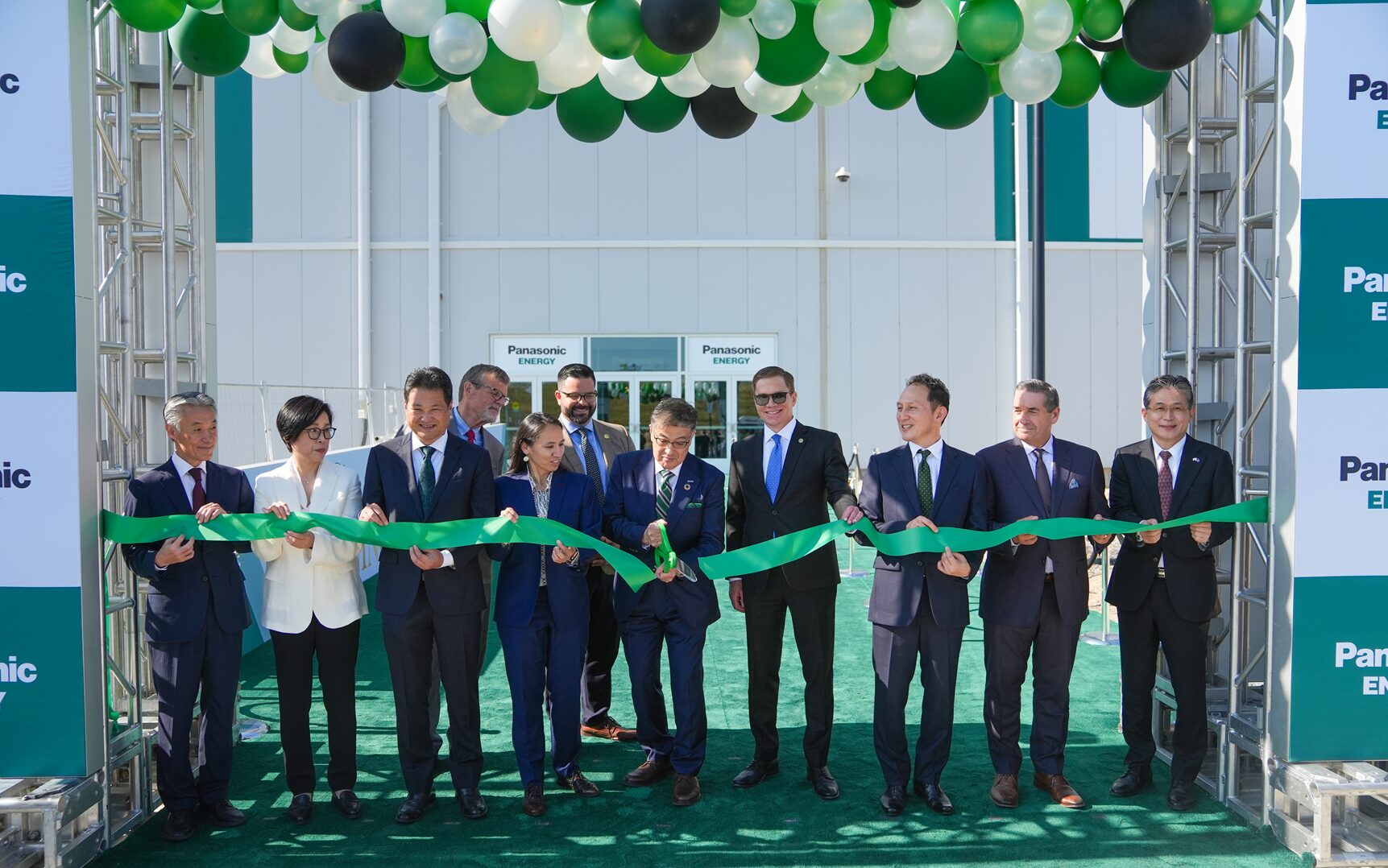Governor Kelly Celebrates Grand Opening of Panasonic EV Battery Manufacturing Facility in De Soto
