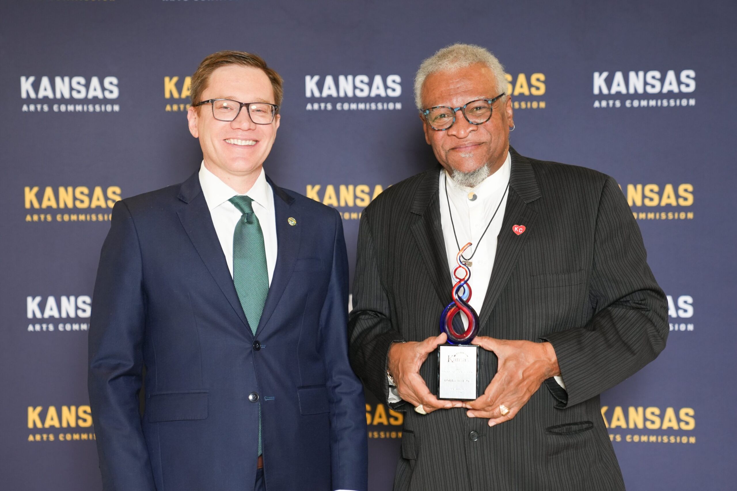 Governor Kelly Celebrates Joe Walsh, Other Kansas Artists at Governor’s Arts Awards