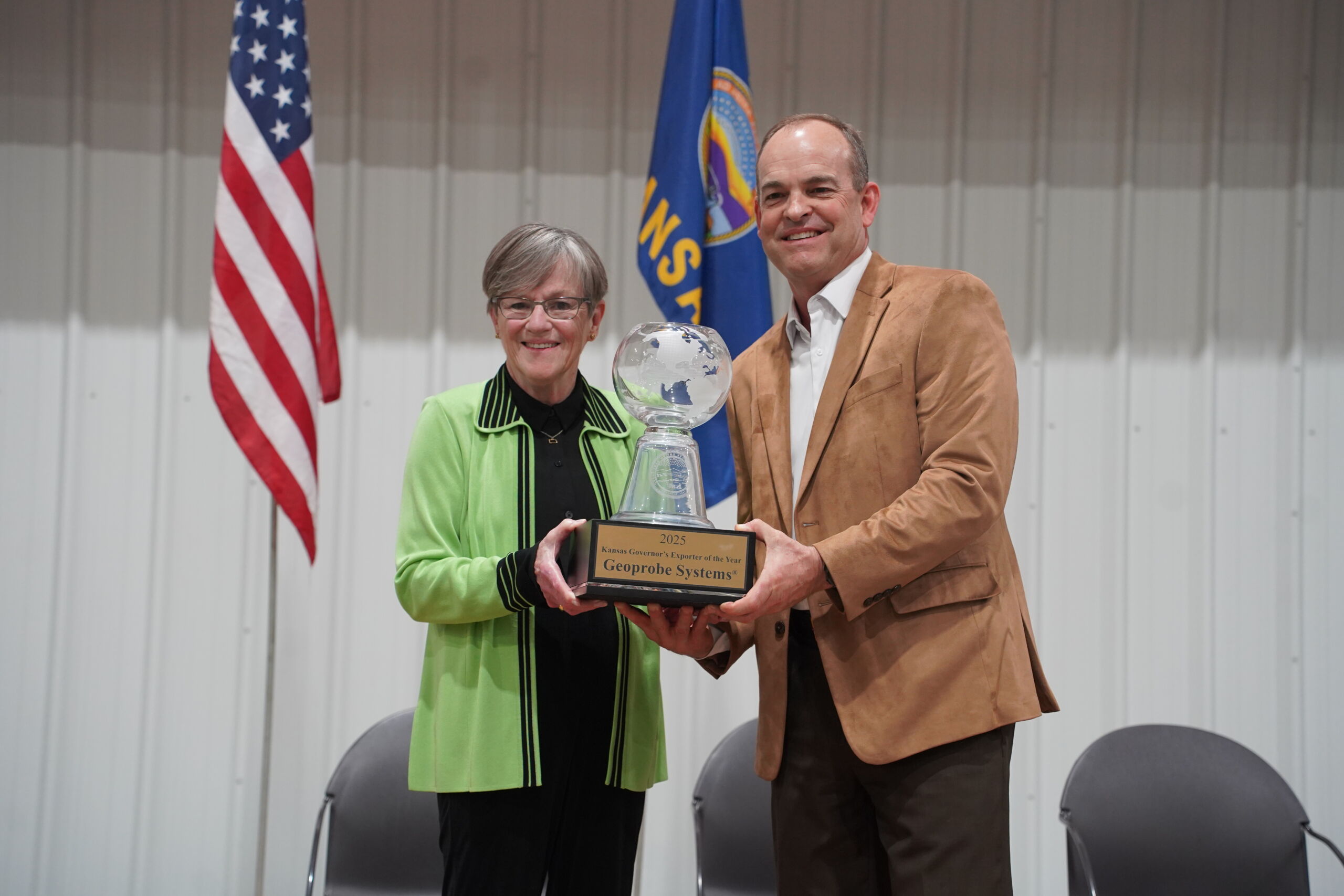 Governor Kelly Visits Geoprobe, 2025 Exporter of the Year